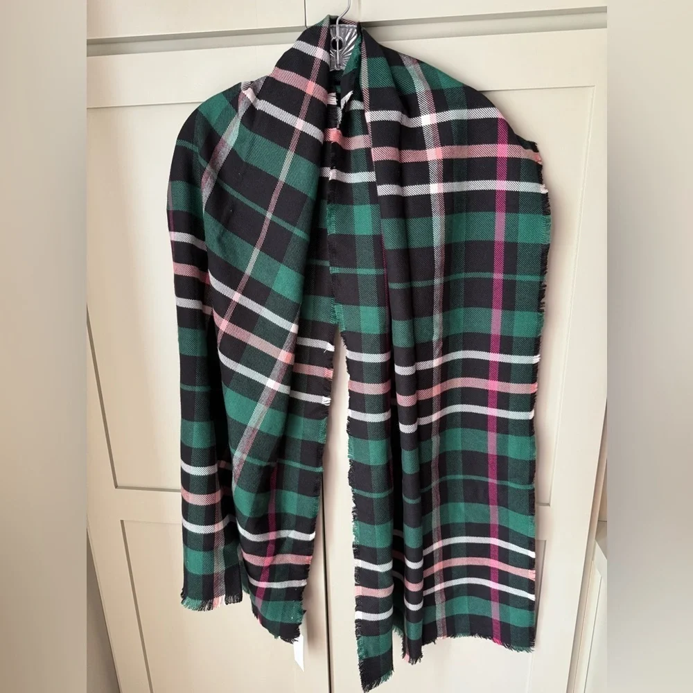 NWT Ann Taylor Raiza Plaid Blanket Scarf Approx 22x78 Green White Pink Black